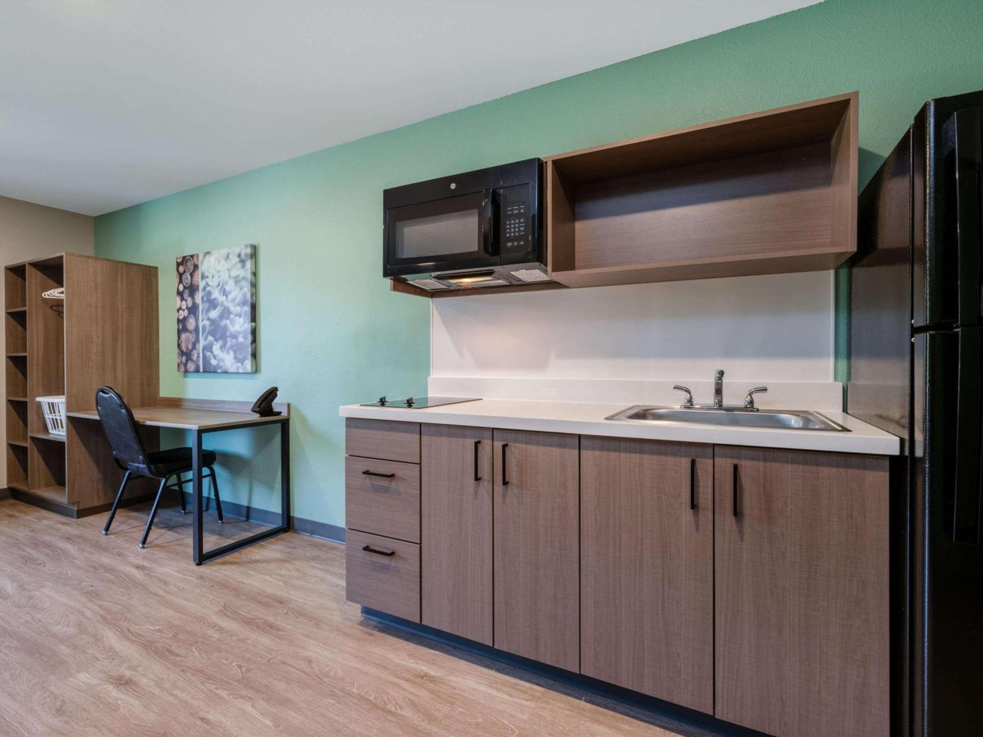 Echo Suites Extended Stay By Wyndham Indianapolis Ameriplex Εξωτερικό φωτογραφία