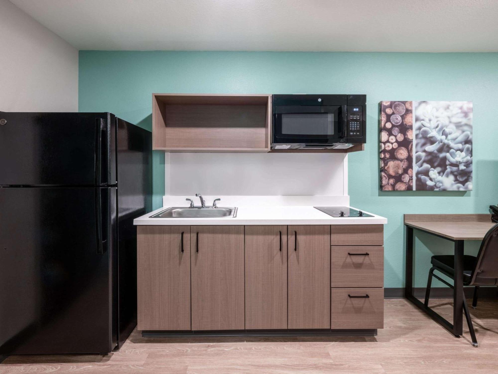 Echo Suites Extended Stay By Wyndham Indianapolis Ameriplex Εξωτερικό φωτογραφία
